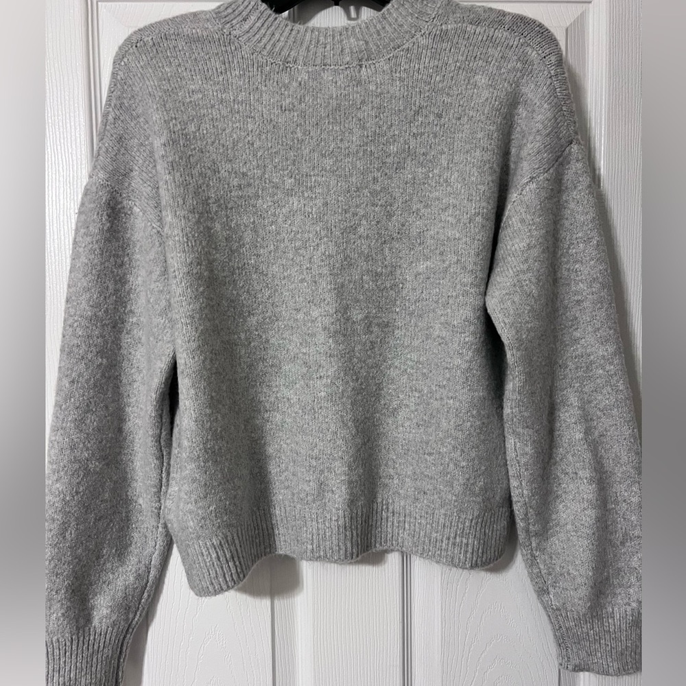 Madden Girl Scaredy Black Cat Motifs Gray V-Neck Cardigan - Picture 6 of 7